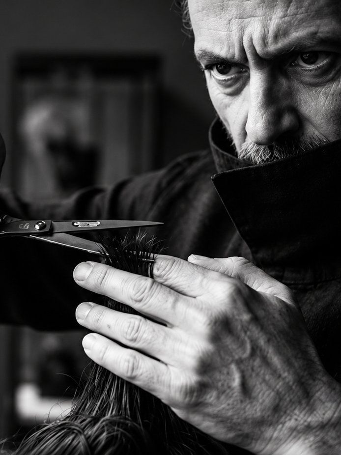 Jean-Luc Vaneau cutting hair